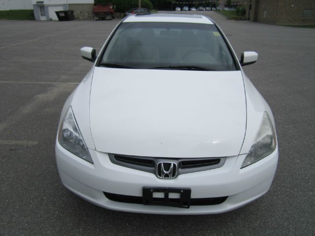 Honda Accord 2004 photo 14