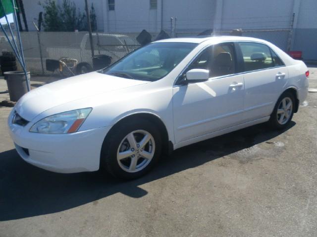 Honda Accord 2004 photo 1