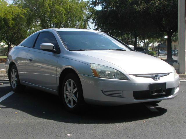 Honda Accord 2004 photo 4