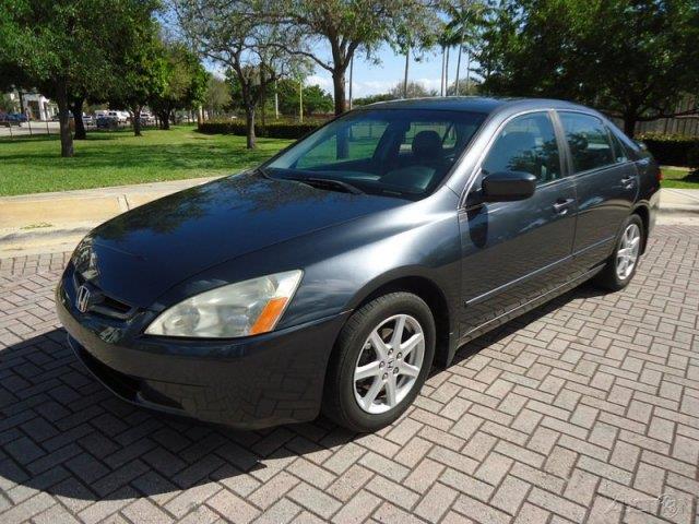 Honda Accord 2004 photo 4