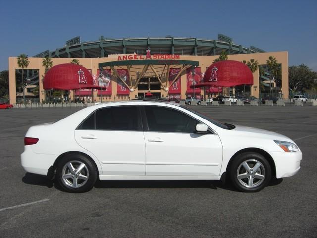 Honda Accord 2005 photo 1