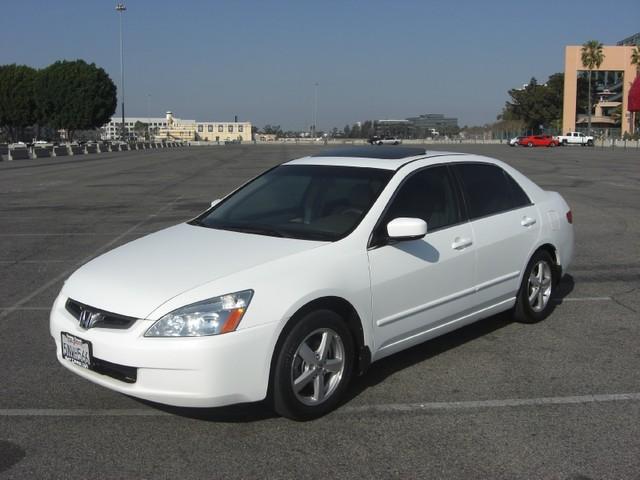 Honda Accord 2005 photo 2