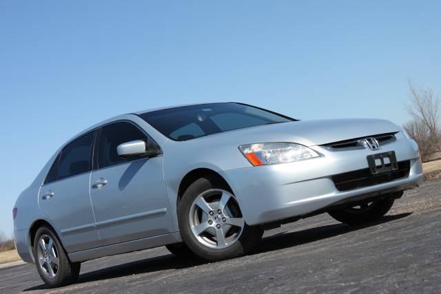 Honda Accord ESi Sedan