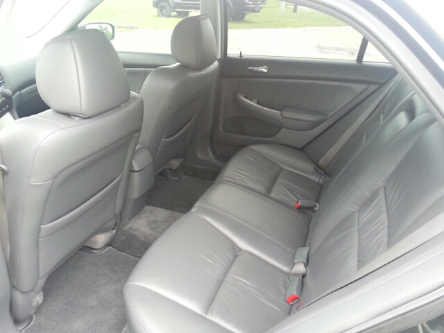 Honda Accord 2005 photo 1