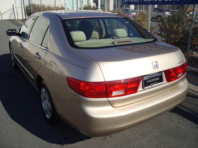 Honda Accord 2005 photo 2