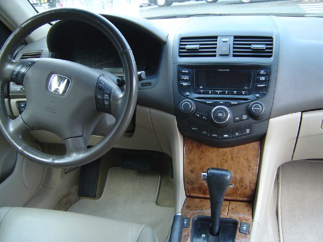 Honda Accord RT HEMI V8 Sedan