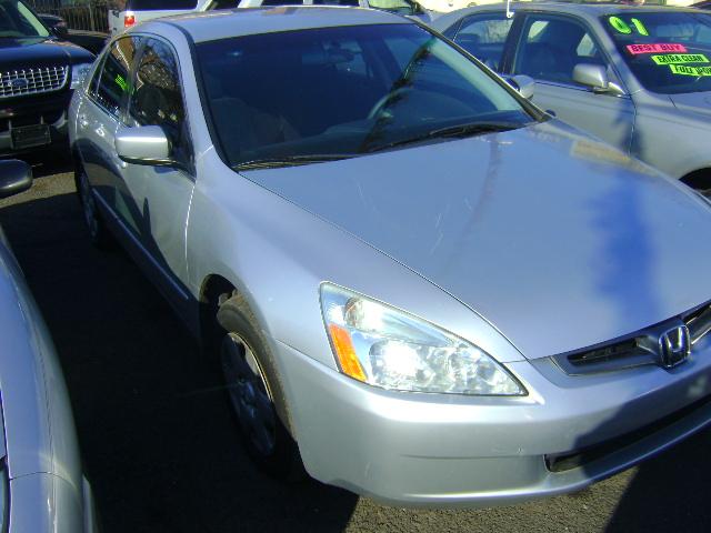 Honda Accord 2005 photo 2
