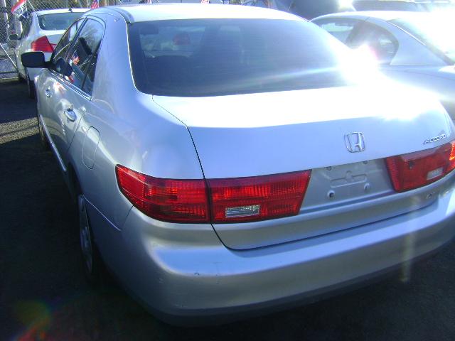 Honda Accord 2005 photo 3