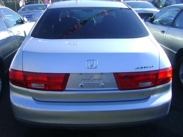 Honda Accord 2005 photo 4