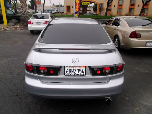 Honda Accord 2005 photo 8