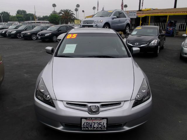 Honda Accord 2005 photo 9