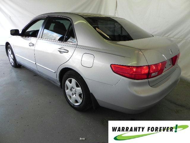 Honda Accord 2005 photo 2