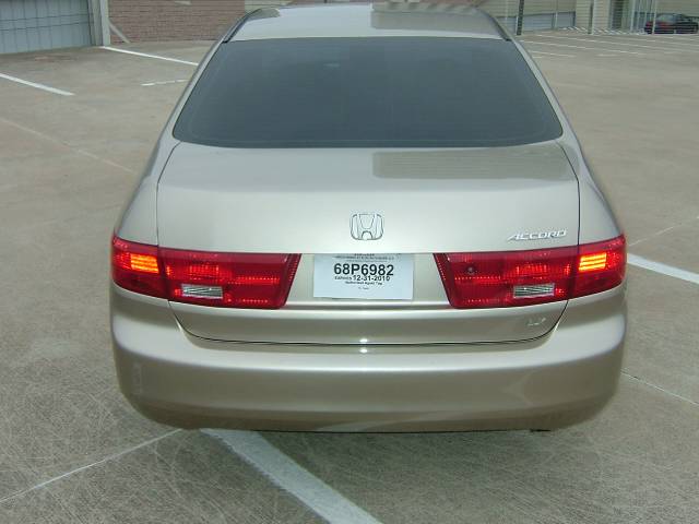 Honda Accord 2005 photo 3