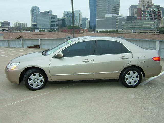 Honda Accord 2005 photo 5