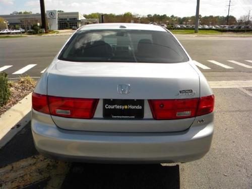 Honda Accord 2005 photo 1