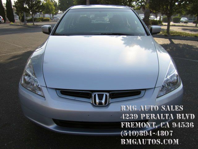 Honda Accord 2005 photo 3