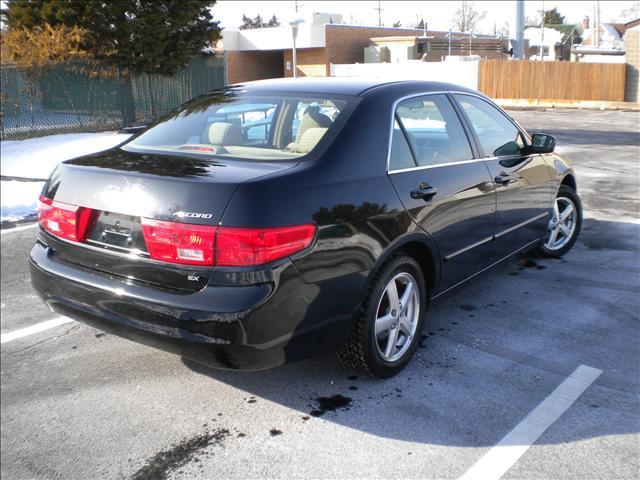 Honda Accord 2005 photo 2