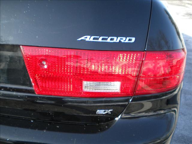 Honda Accord 2005 photo 5