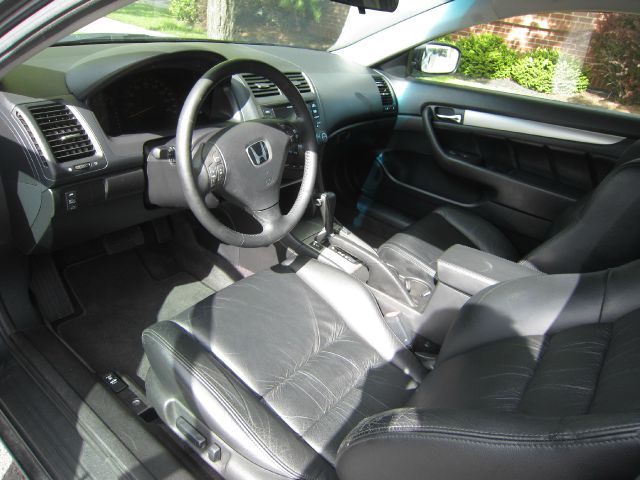 Honda Accord 2005 photo 6