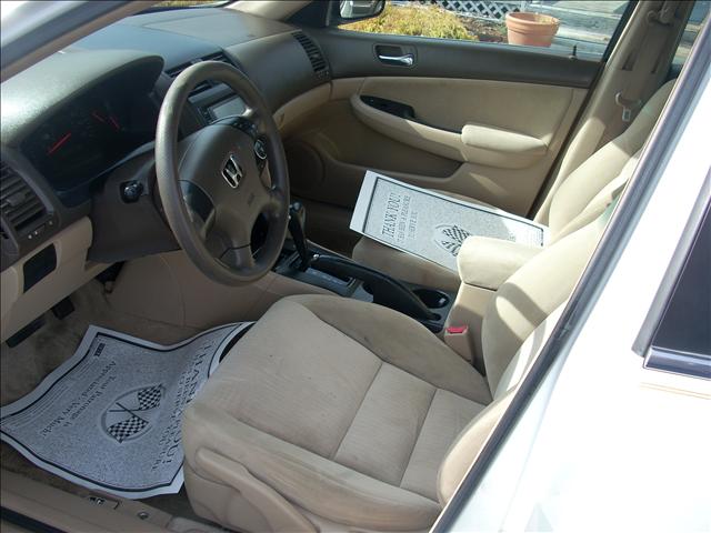 Honda Accord 2005 photo 4