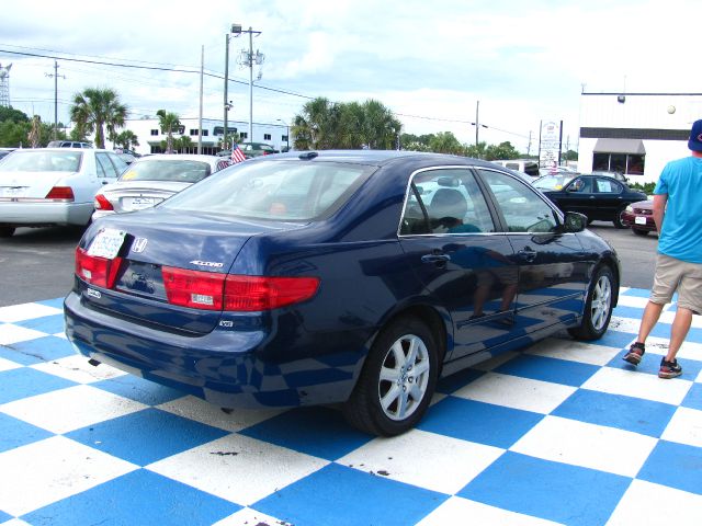 Honda Accord 2005 photo 4