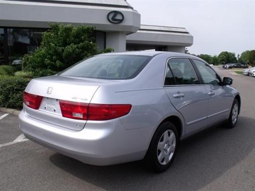 Honda Accord 2005 photo 3