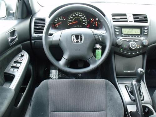 Honda Accord 2005 photo 5