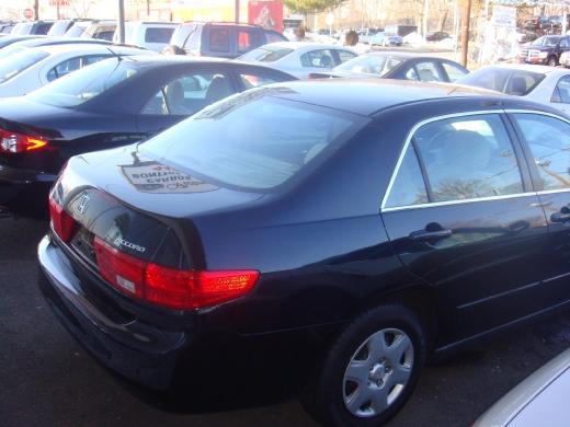 Honda Accord 2005 photo 2