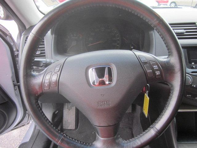 Honda Accord 2005 photo 2