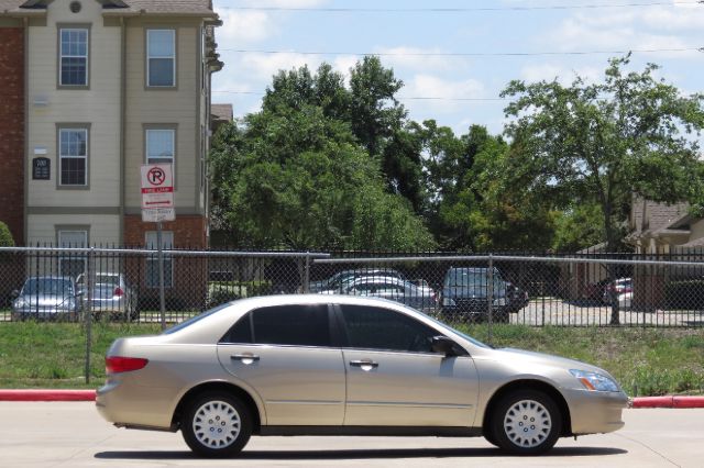 Honda Accord 2005 photo 14