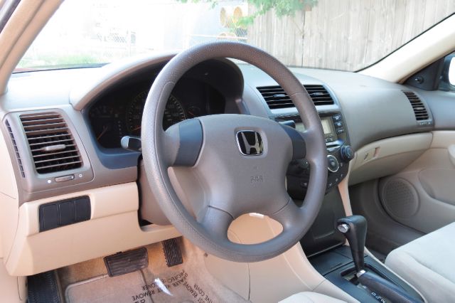 Honda Accord 2005 photo 21