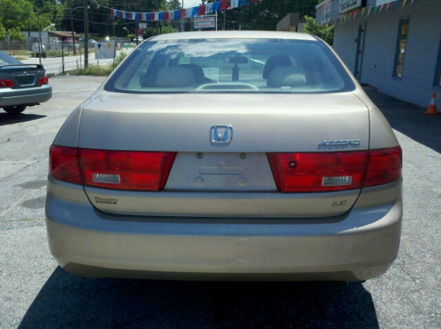 Honda Accord 2005 photo 3