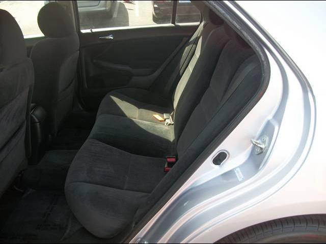 Honda Accord 2005 photo 4