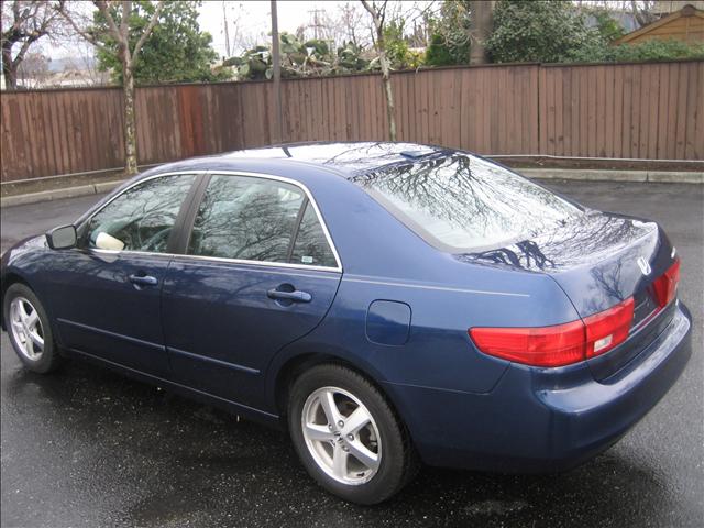 Honda Accord 2005 photo 2