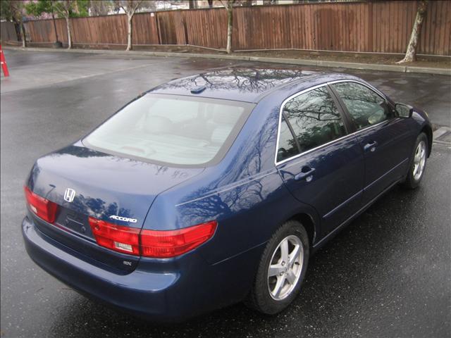 Honda Accord 2005 photo 3