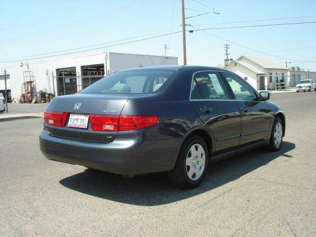 Honda Accord 2dr Reg Cab 120.5 WB Sedan