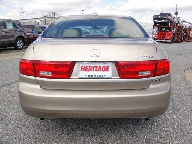 Honda Accord 2005 photo 3