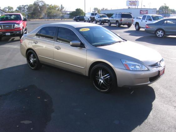 Honda Accord 2005 photo 1