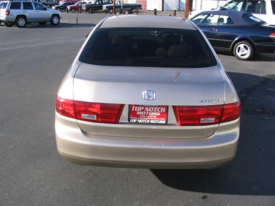 Honda Accord 2005 photo 3