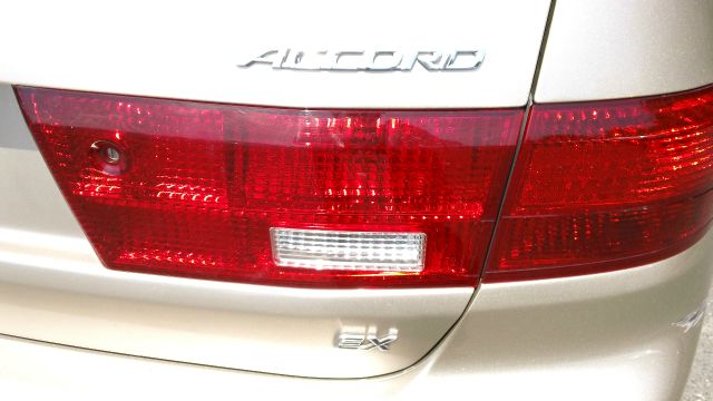 Honda Accord 2005 photo 1