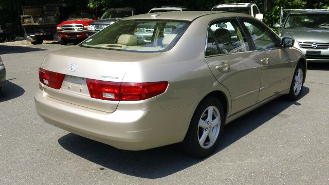 Honda Accord 2005 photo 3