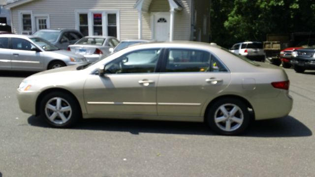 Honda Accord 2005 photo 8