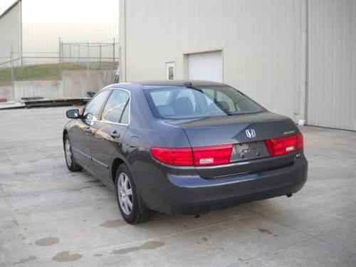 Honda Accord 2005 photo 2