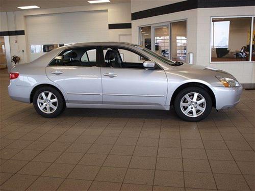 Honda Accord 2005 photo 1