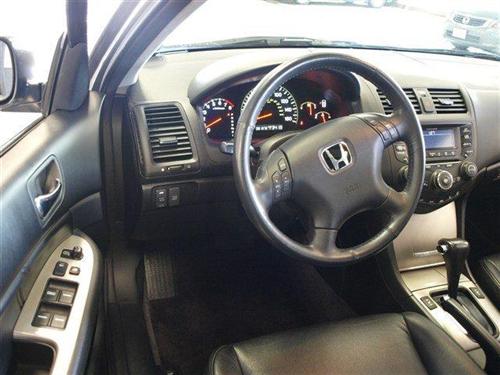 Honda Accord 2005 photo 5