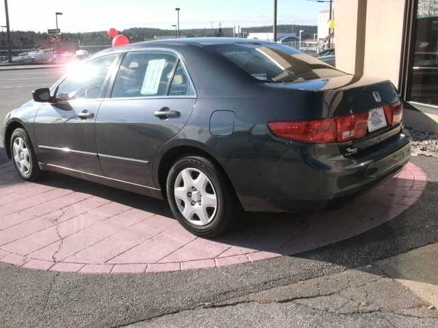 Honda Accord 2005 photo 4