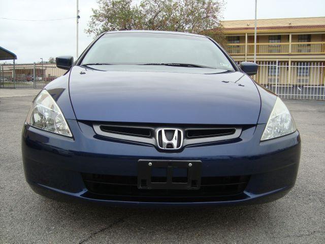 Honda Accord 2005 photo 2