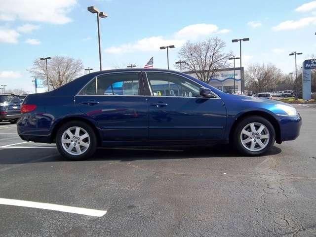 Honda Accord 2005 photo 3