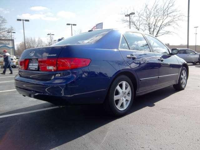 Honda Accord 2005 photo 4