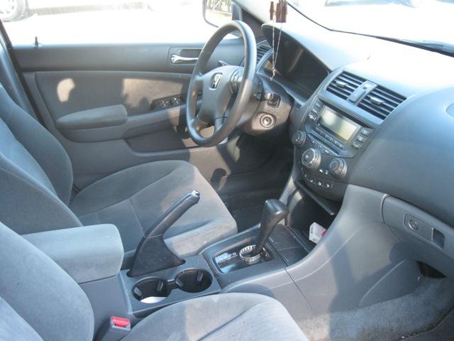 Honda Accord 2005 photo 4